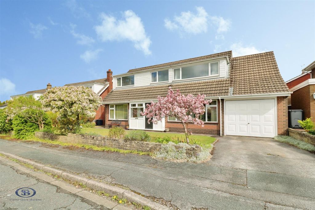 Property photo 1 of 26 d33940Ea-Img_9933-Img_9935.Jpg