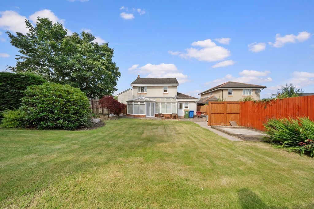 Property photo 1 of 35