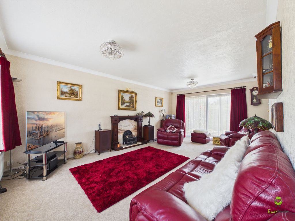 Property photo 2 of 16 Presented By Clinton At Ewemove Bexleyheath And Da