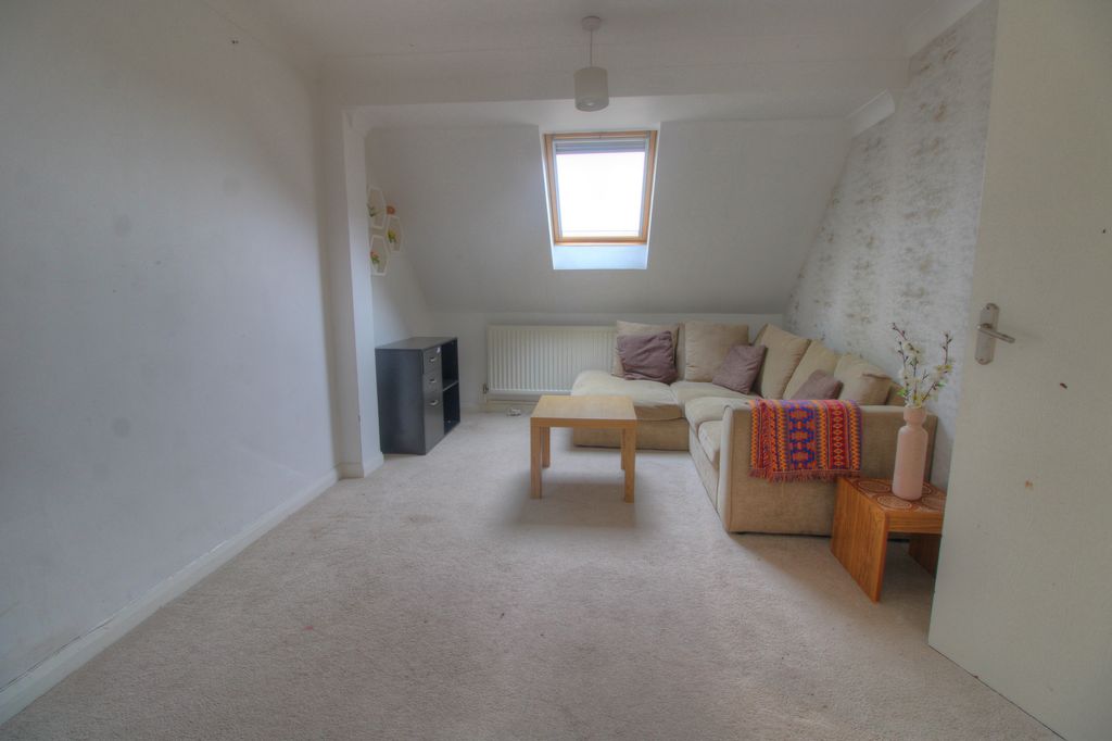 Property photo 2 of 8 Photo #2