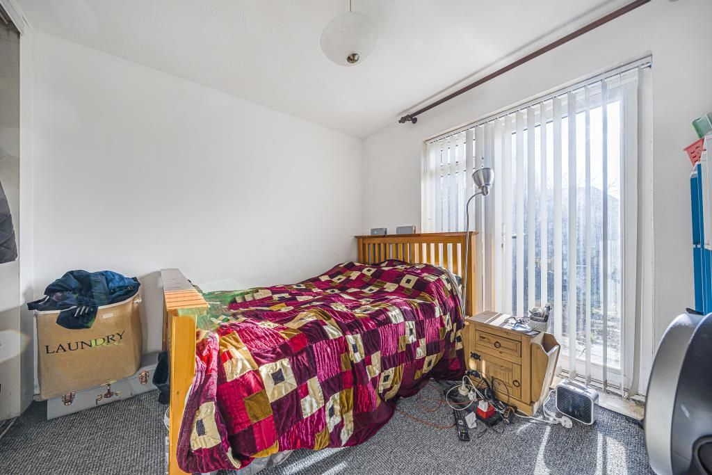 Property photo 2 of 10 Bedroom