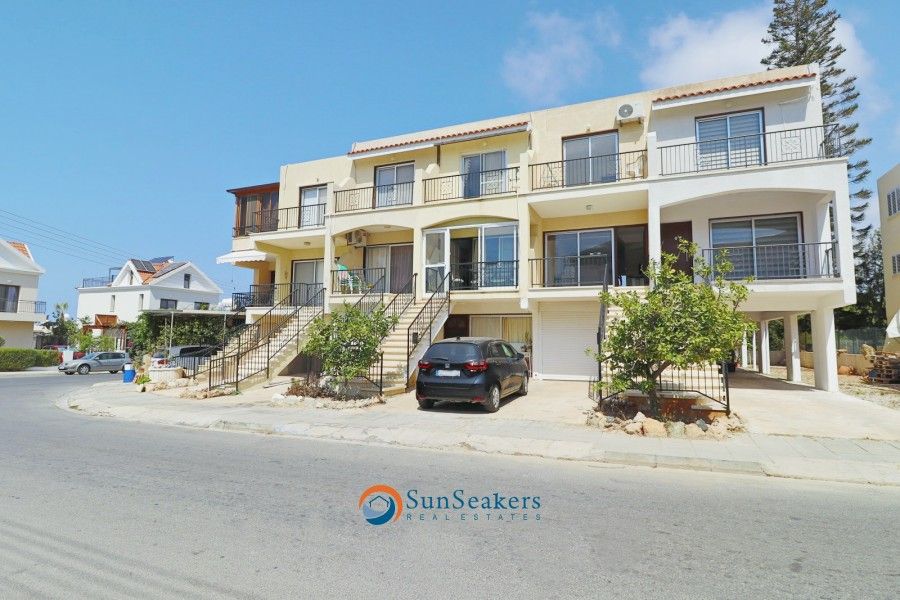 Property photo 1 of 27