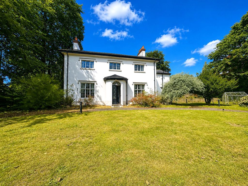 Property photo 2 of 36 Picture No. 38