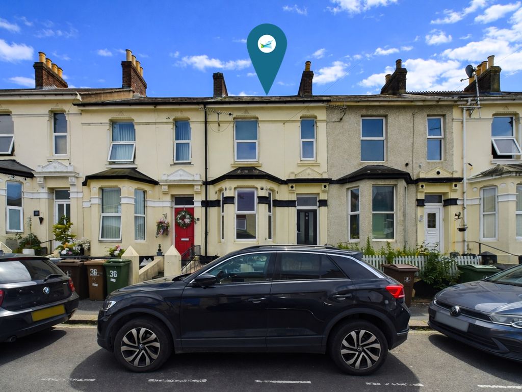 Property photo 1 of 18 Cam02089G0-Pr0258-Still016