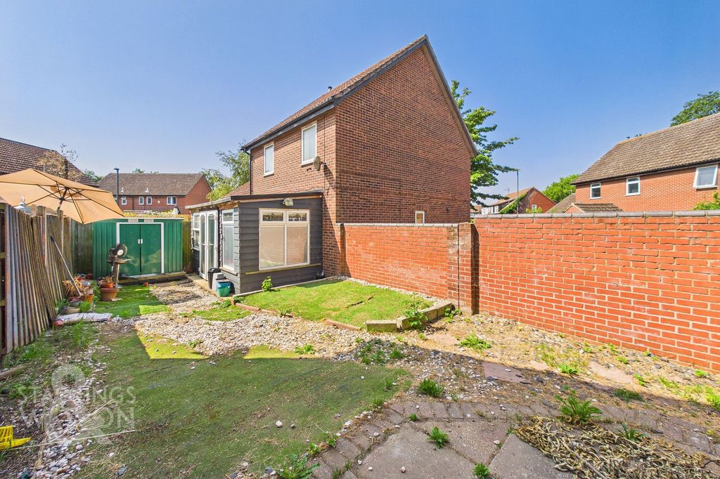 Property photo 1 of 15