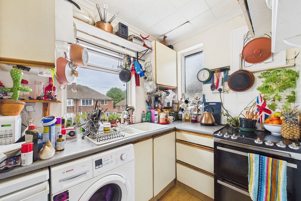 Property photo 3 of 9