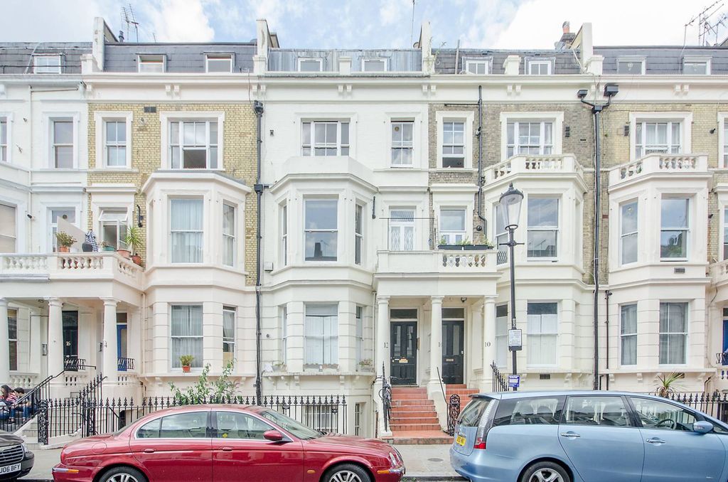 Property photo 3 of 4