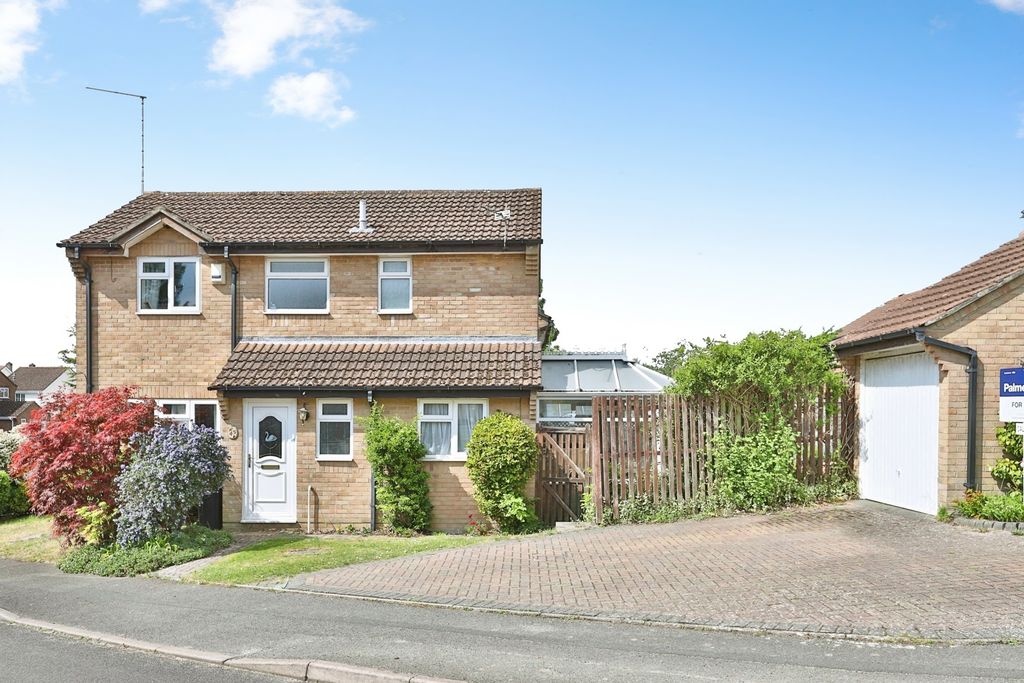 Property photo 1 of 16 Pbox-Img.Jpg
