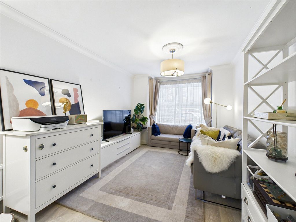 Property photo 2 of 16 Picture 2