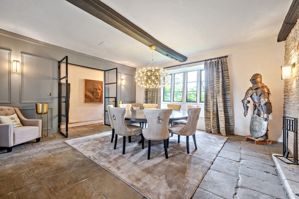 Property photo 2 of 29 Dining Room