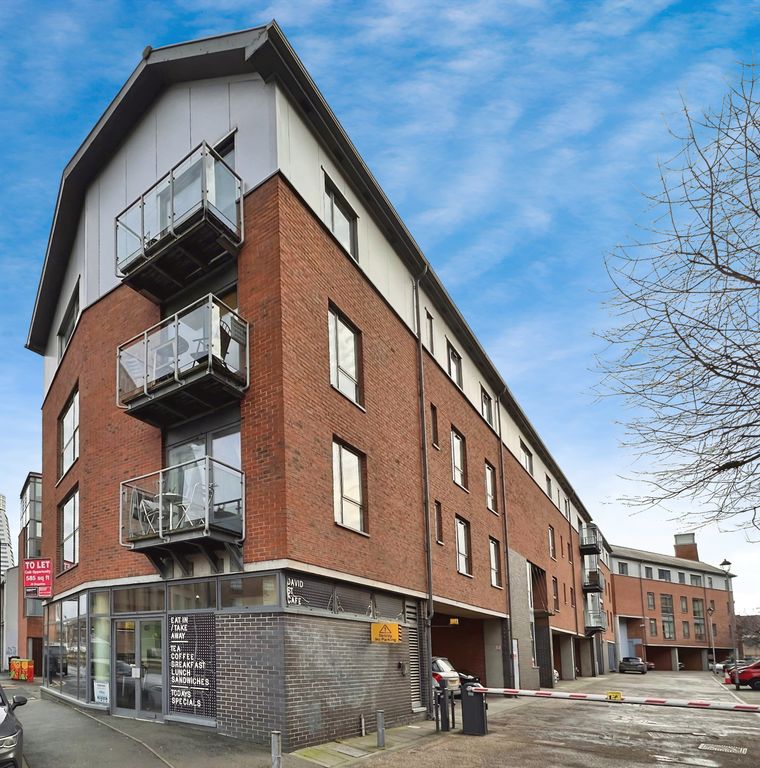 Property photo 1 of 17 Front View