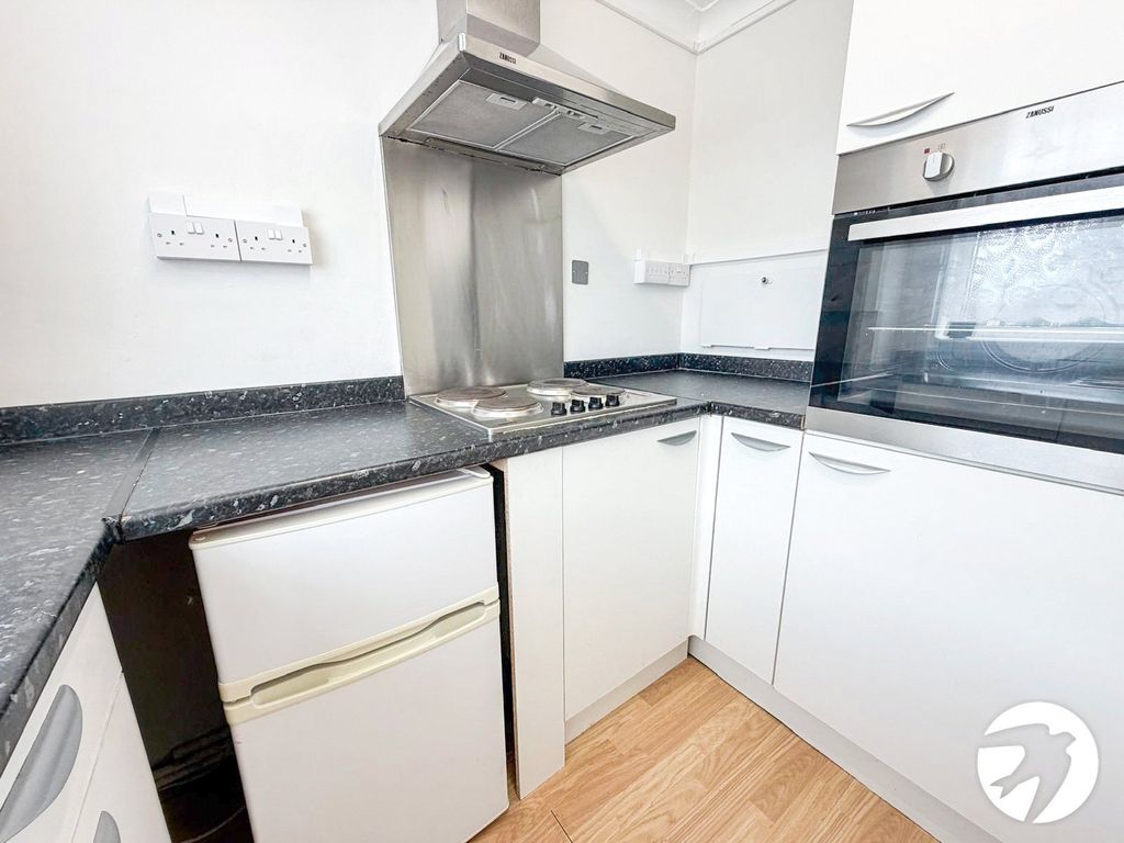 Property photo 2 of 8 Picture No. 08