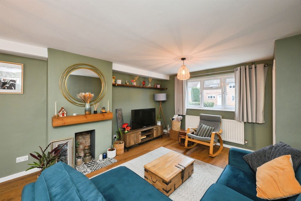 Property photo 3 of 21