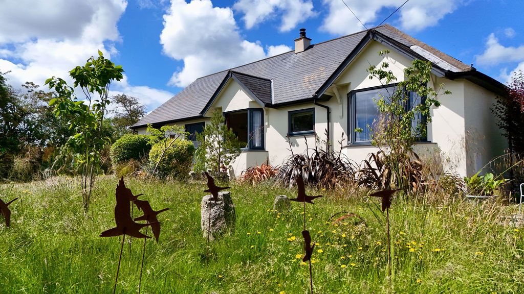 Property photo 2 of 30