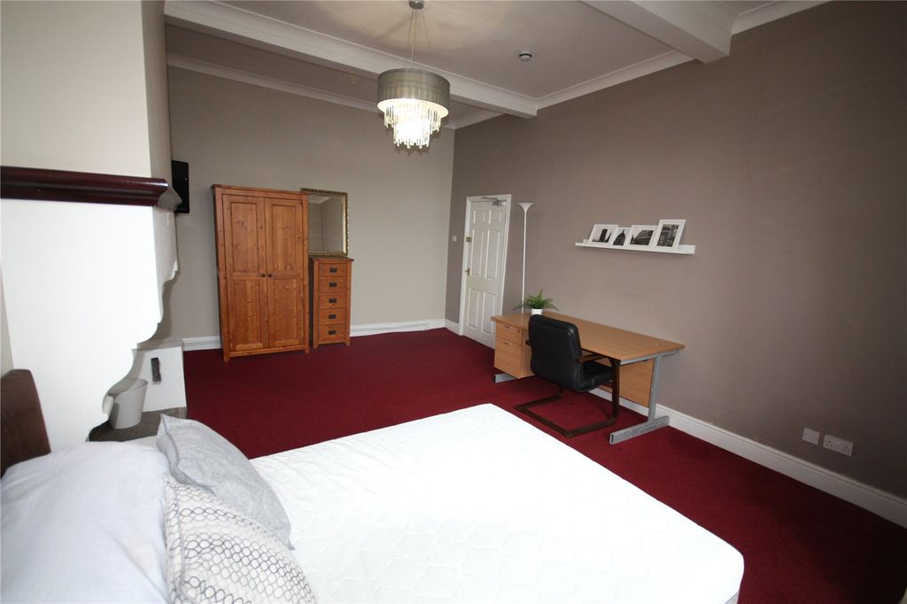 Property photo 2 of 10 Picture No. 02