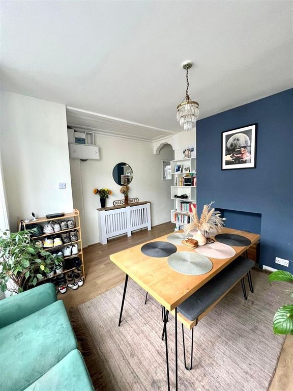 Property photo 3 of 23 Dining Room