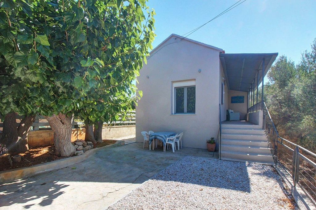 Property photo 1 of 32 Renovated Bungalow For Sale In The Village Of Kefalas Apokoronas