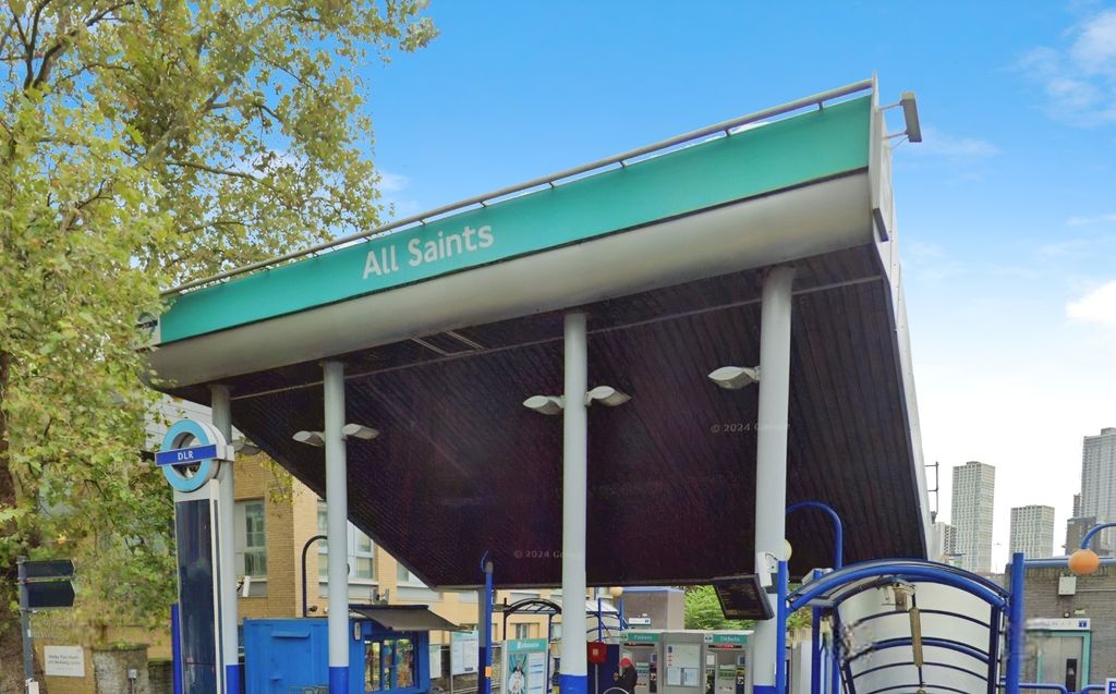 Property photo 2 of 8 Local Dlr Station