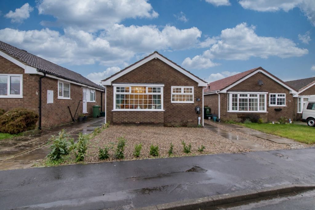 Property photo 1 of 16 Front View