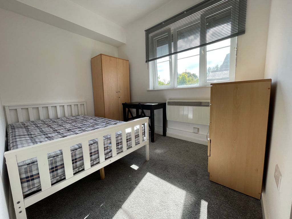 Property photo 1 of 4