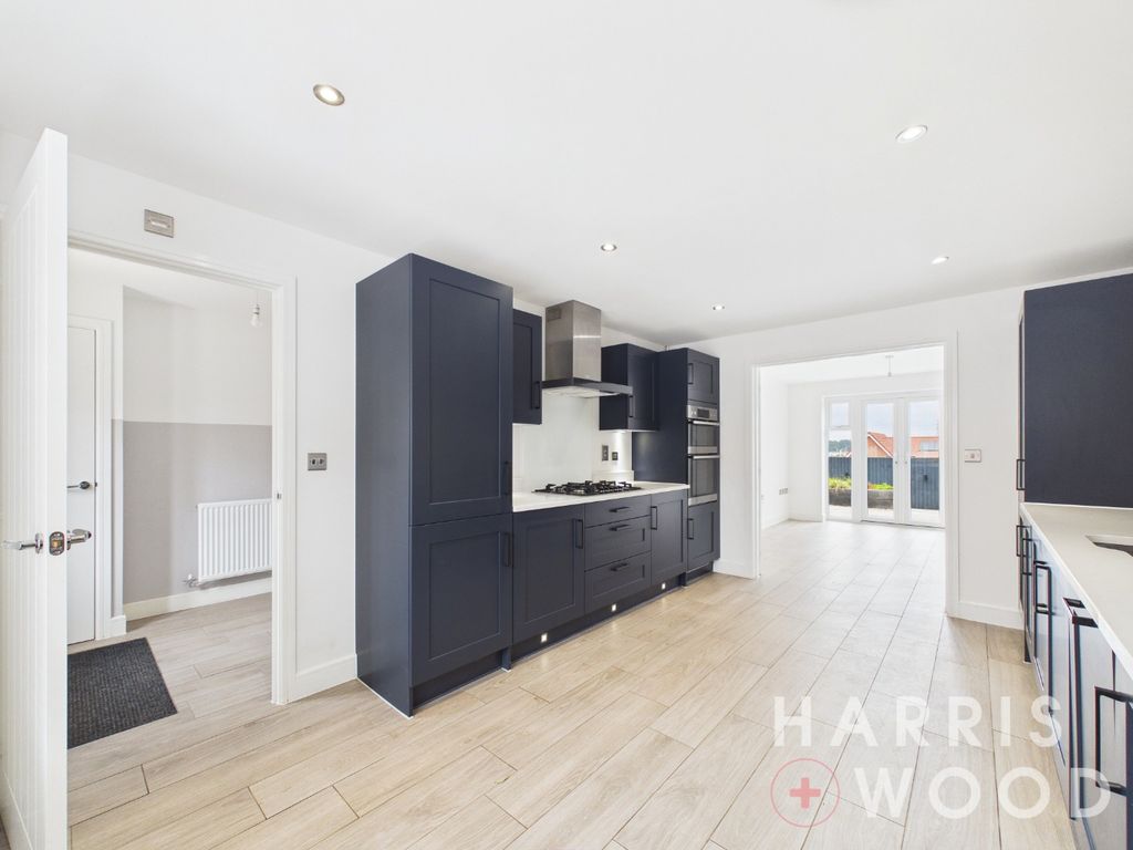 Property photo 2 of 35 5307612