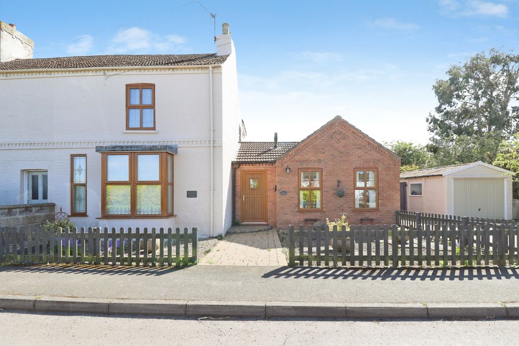 Property photo 1 of 26