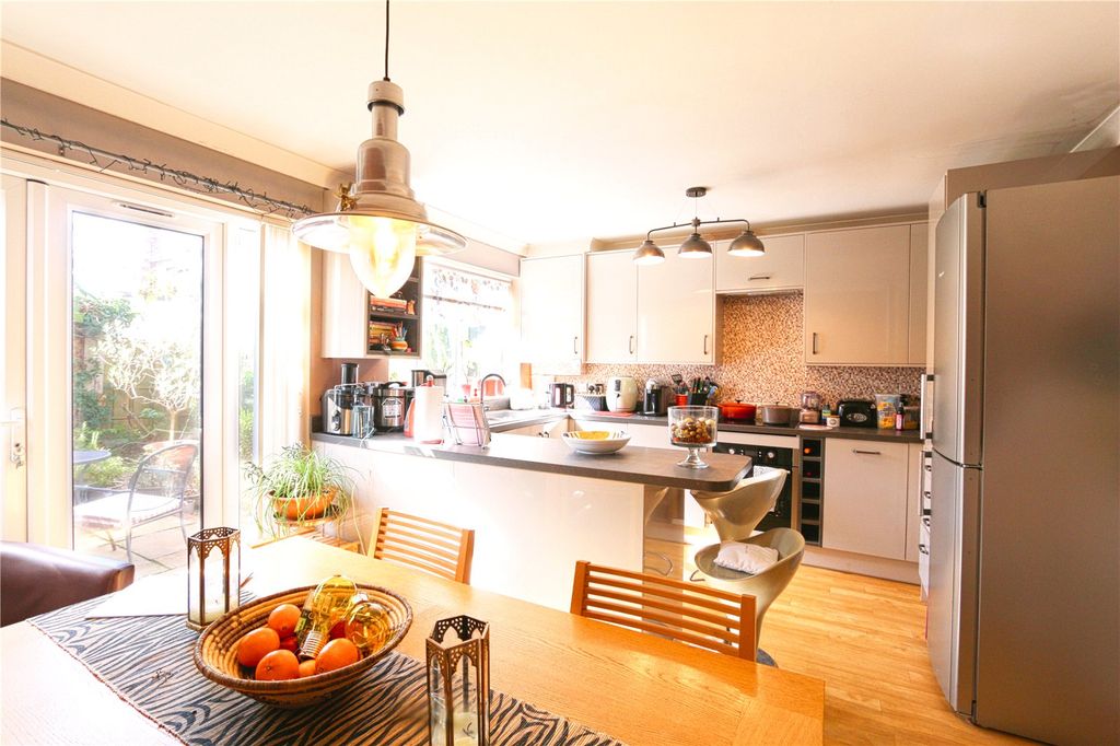 Property photo 3 of 14 Kitchen/Diner