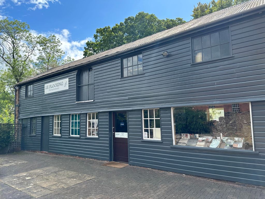 Property photo 3 of 5