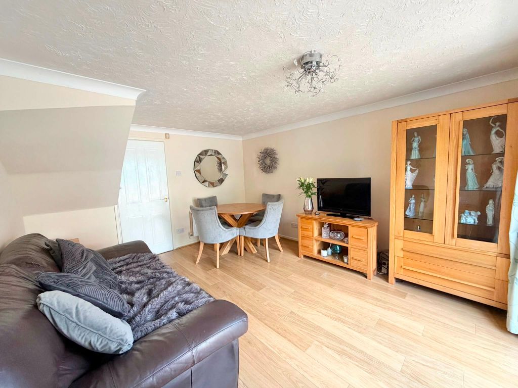 Property photo 1 of 25