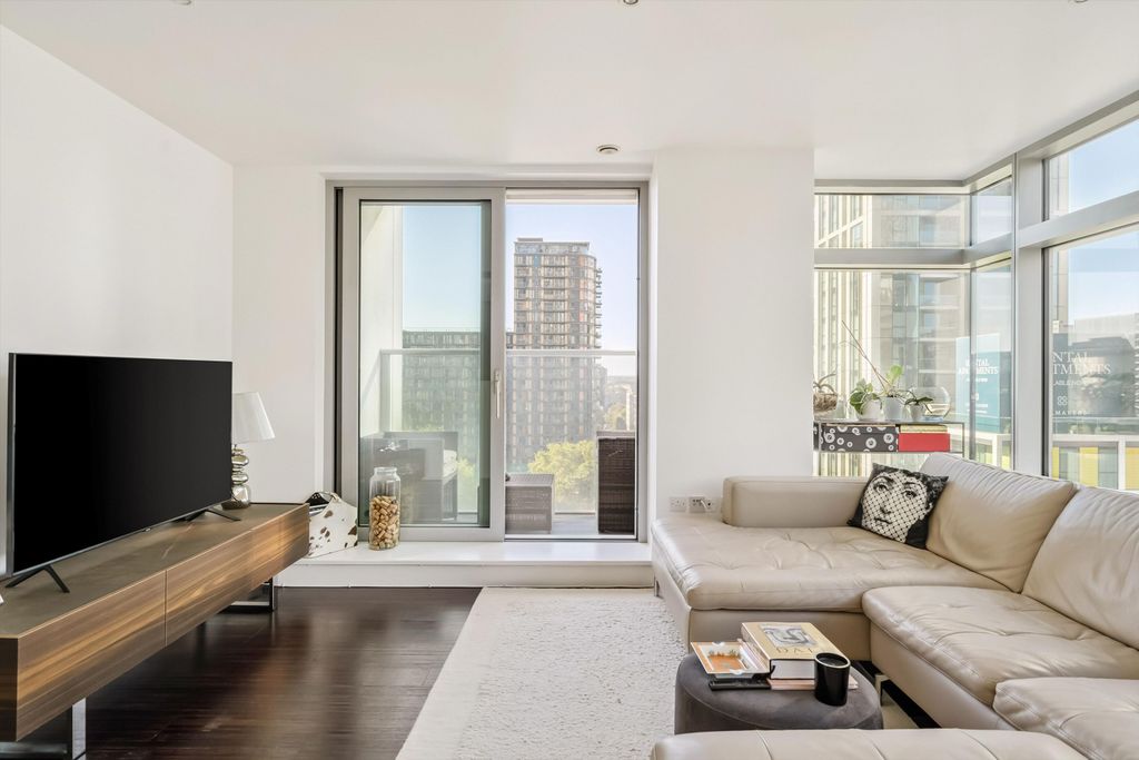 Property photo 3 of 13 Image