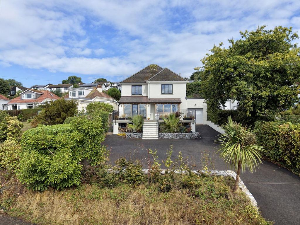 Property photo 1 of 24