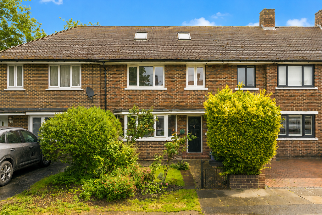 Property photo 1 of 68 External View