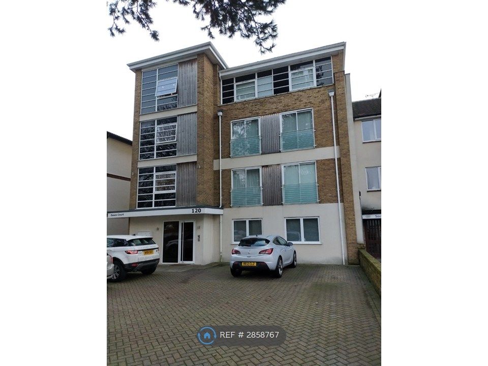 Property photo 2 of 8