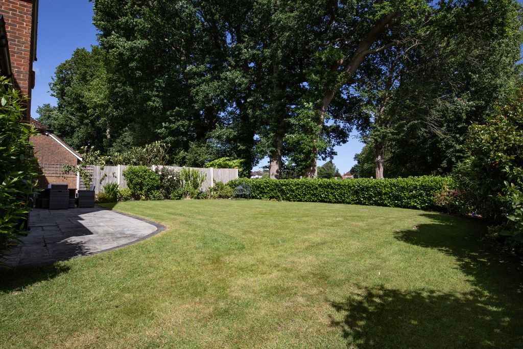Property photo 3 of 18