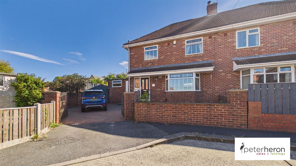 Property photo 1 of 31