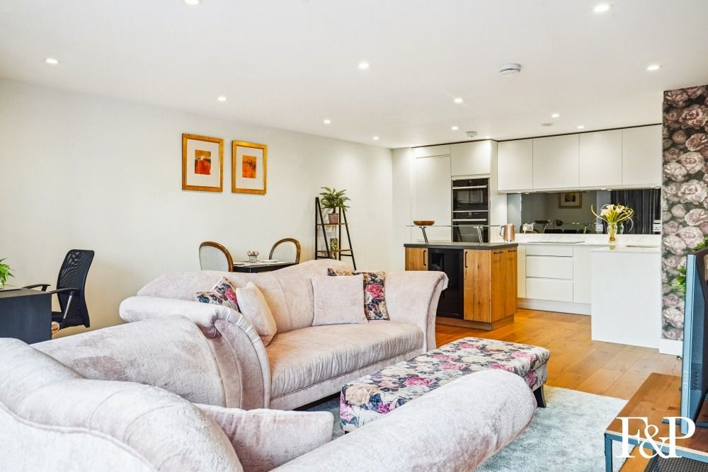 Property photo 3 of 26 4013869