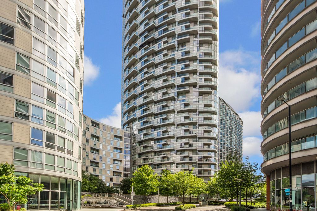 Property photo 1 of 24 Image