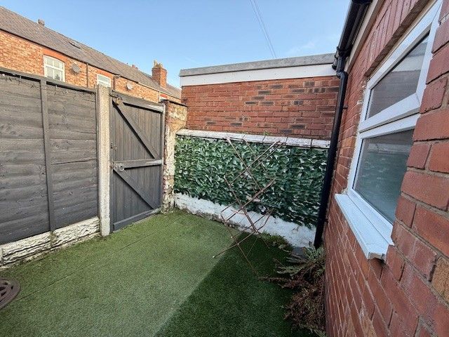 Property photo 3 of 12 Photo