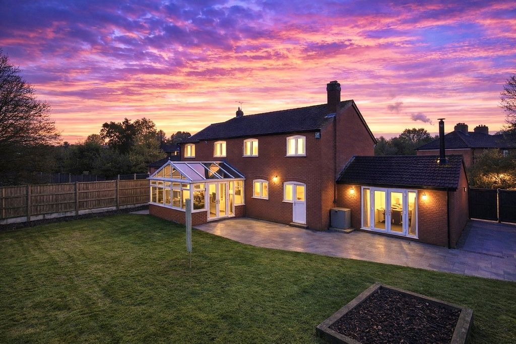 Property photo 3 of 31 Picture No. 22