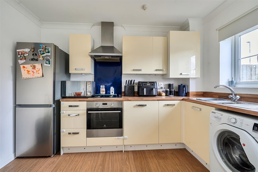 Additional image 15 of 2 bed flat for saleScholars Way, Melksham SN12