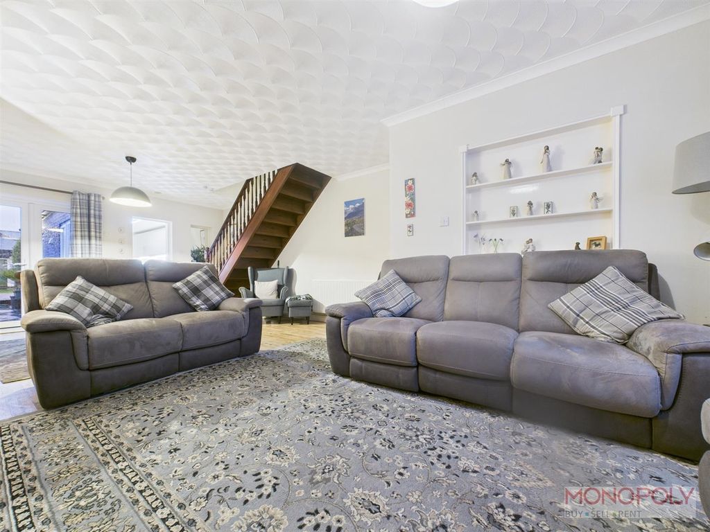 Property photo 2 of 26 Cam04439G0-Pr0179-Still014.Jpg