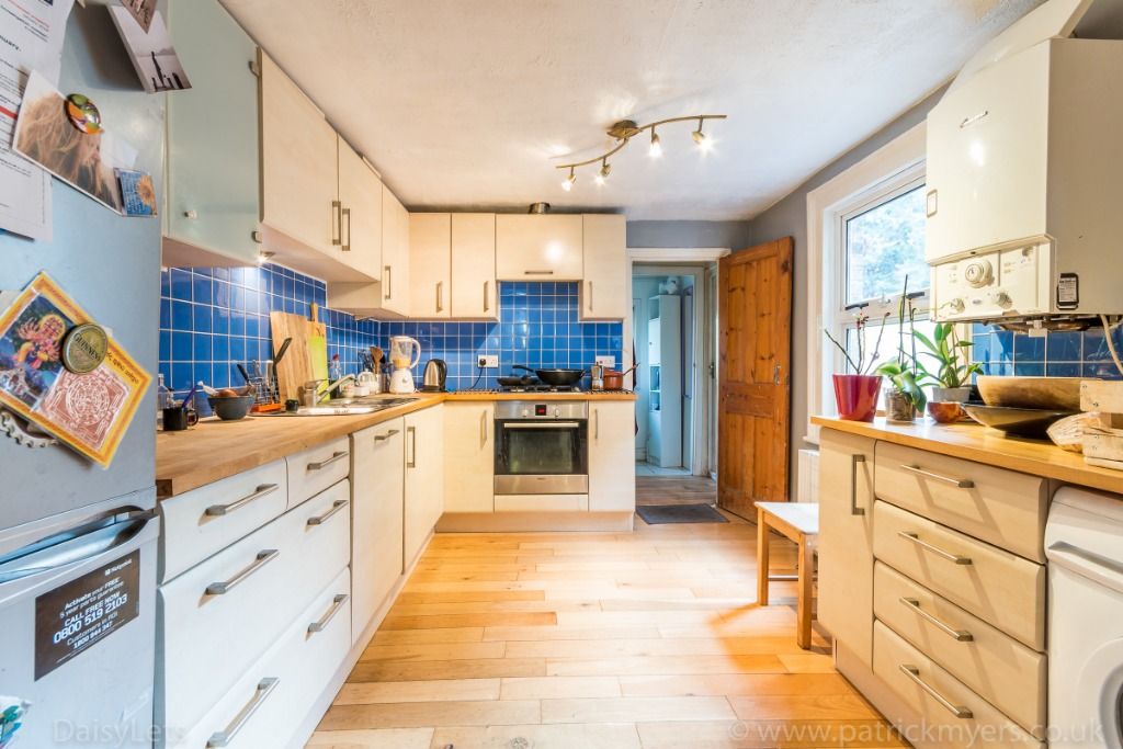 Property photo 3 of 10