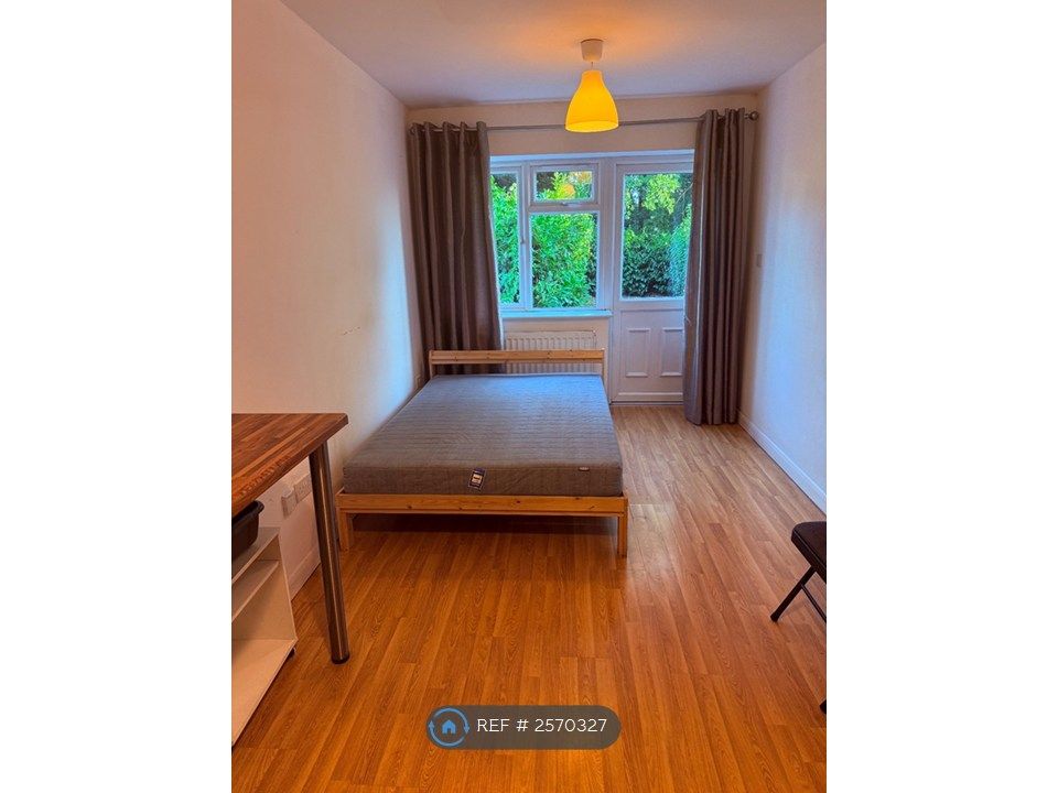 Property photo 2 of 4