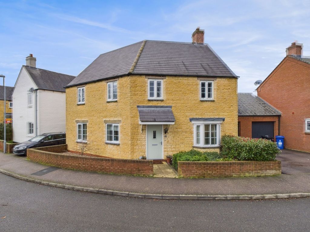 Property photo 1 of 26