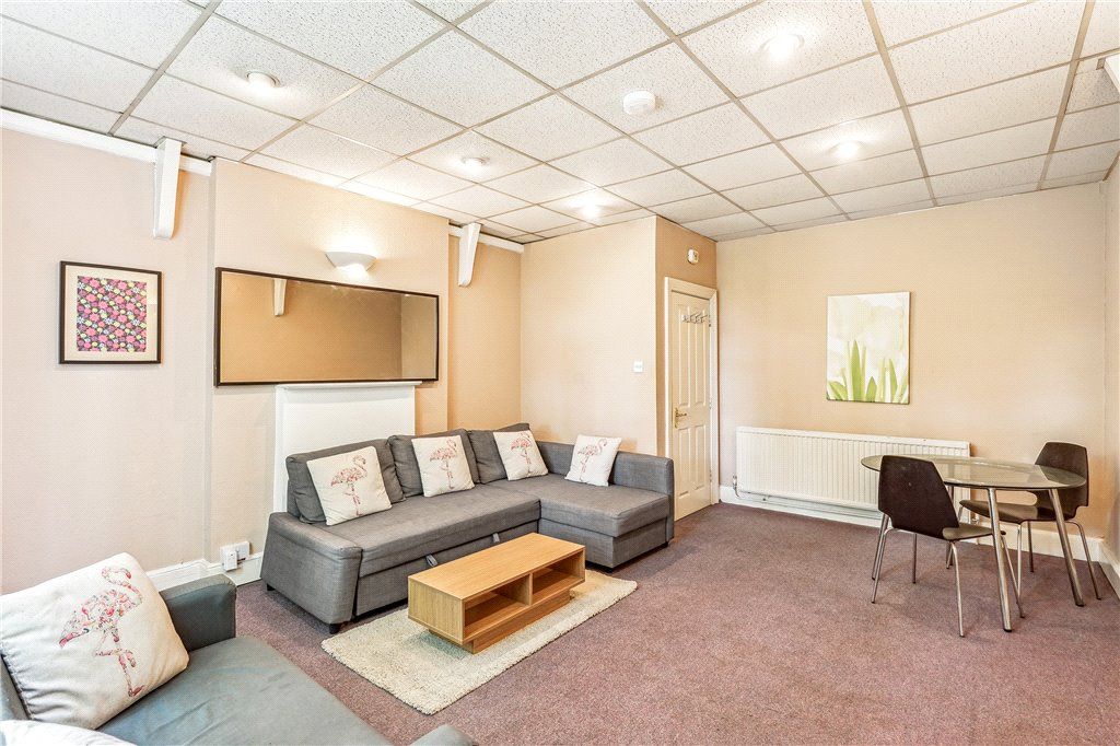 Property photo 2 of 15 Picture No. 25