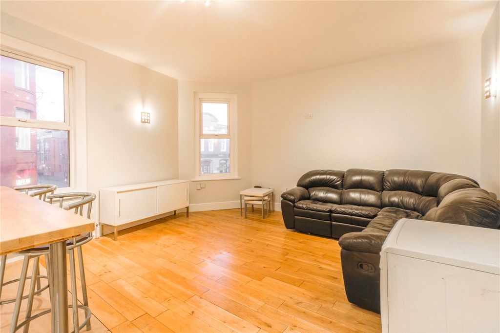 Property photo 2 of 10 Picture No. 03