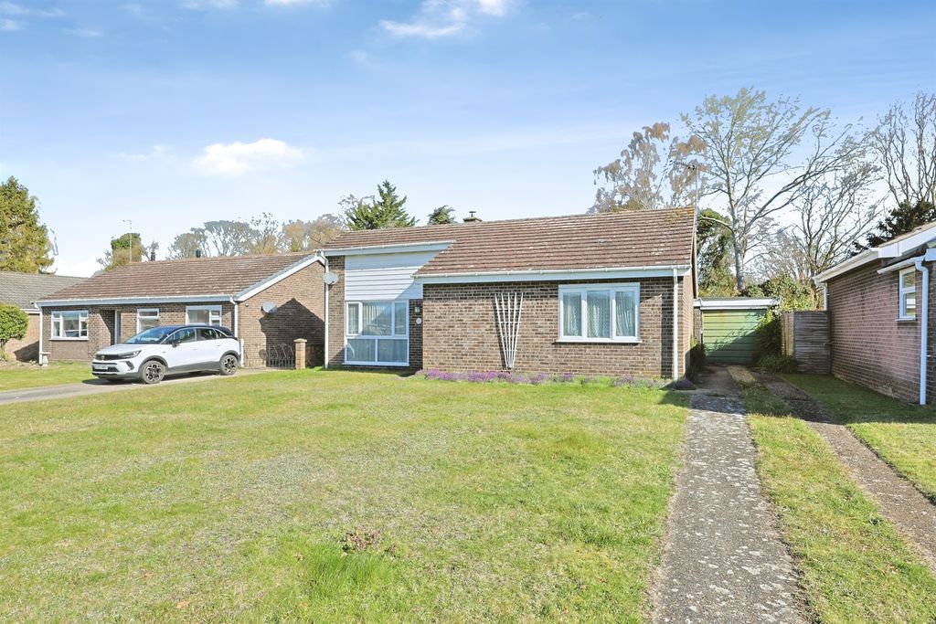 Property photo 2 of 19