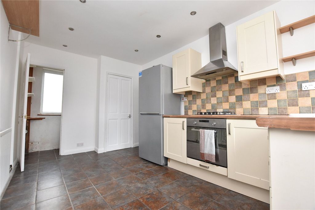 Property photo 3 of 18 Picture No. 26