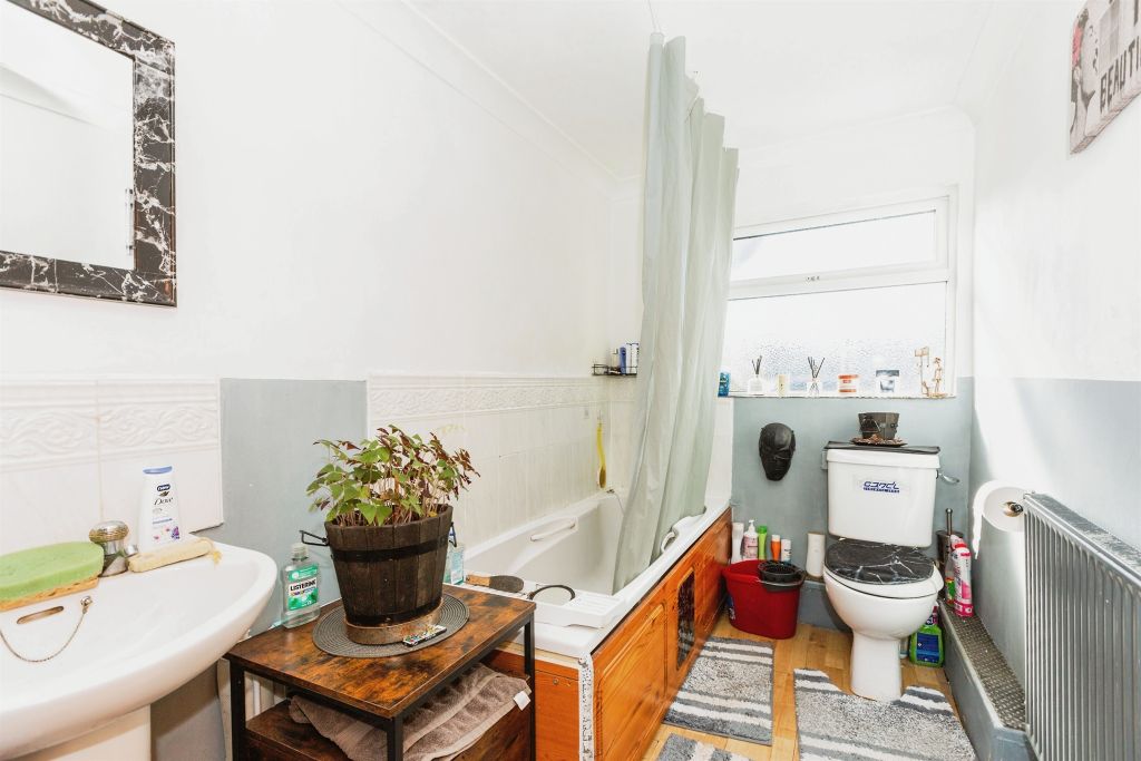 Property photo 3 of 16