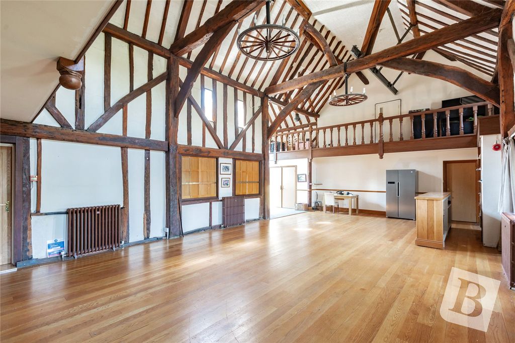 Property photo 3 of 35 The Hall